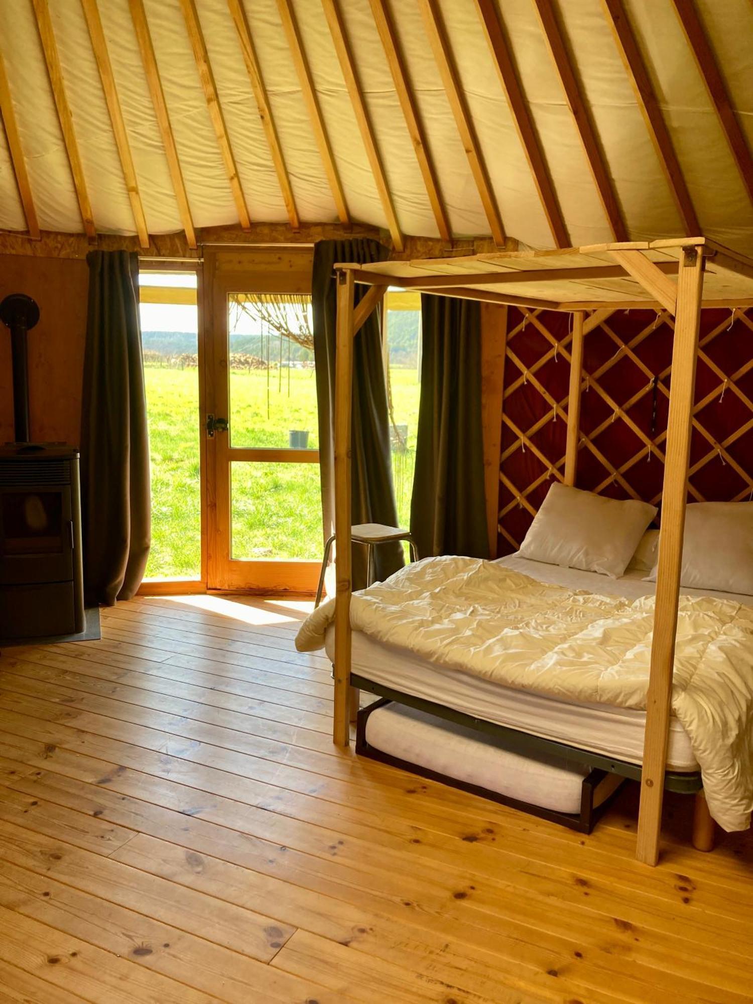 Yourte Confort Eco-responsable Luxury tent Saint-Pierre-Eynac